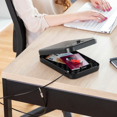 Nešiojamas seifas su...